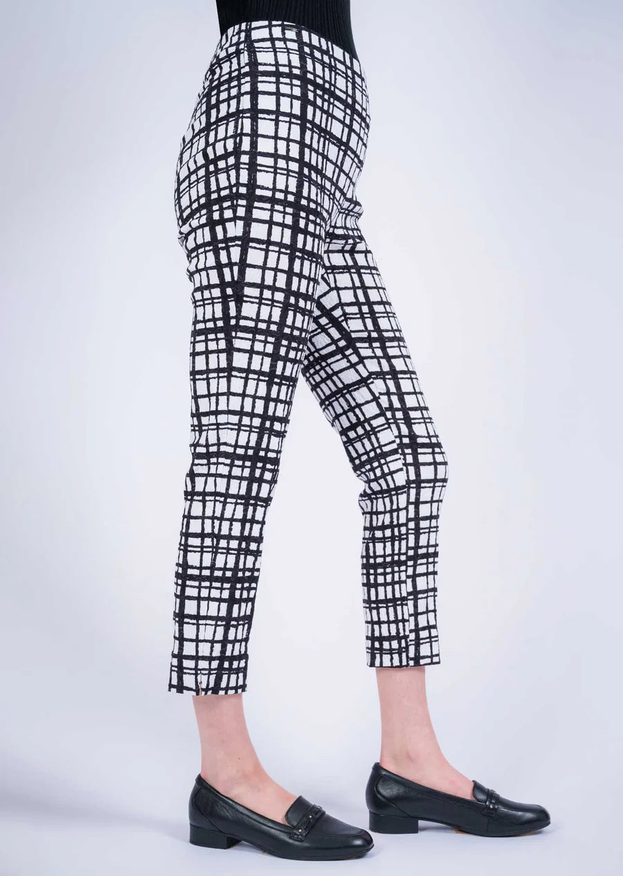 Black & White Grid Print 25" Thinny Crop Pant Lisette L