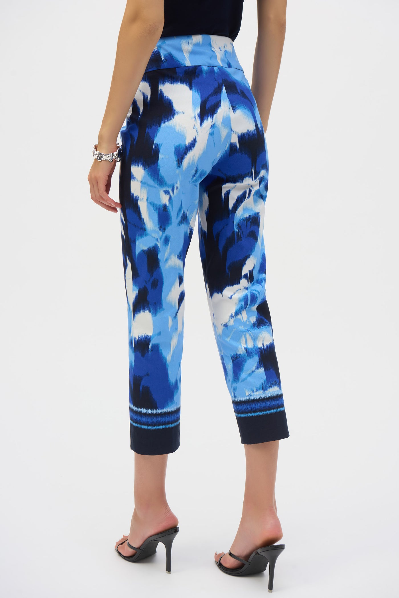 Millennium Tropical Print Cropped Pull-On Pants