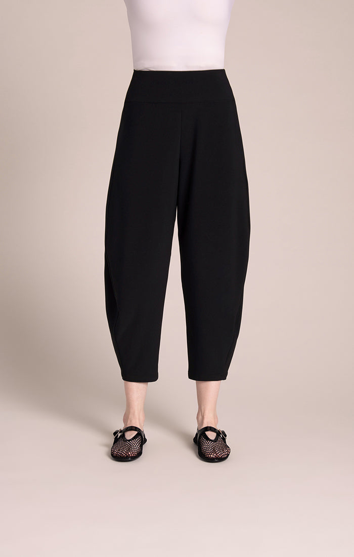 Narrow Barrel Pants Sympli