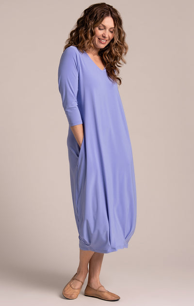 V-Neck Narrow Lantern Dress Sympli